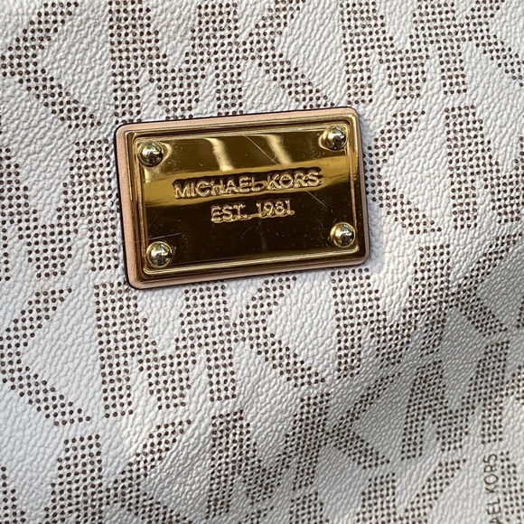 Michael Kors White Fulton Logo Crossbody Purse - Picture 6 of 16